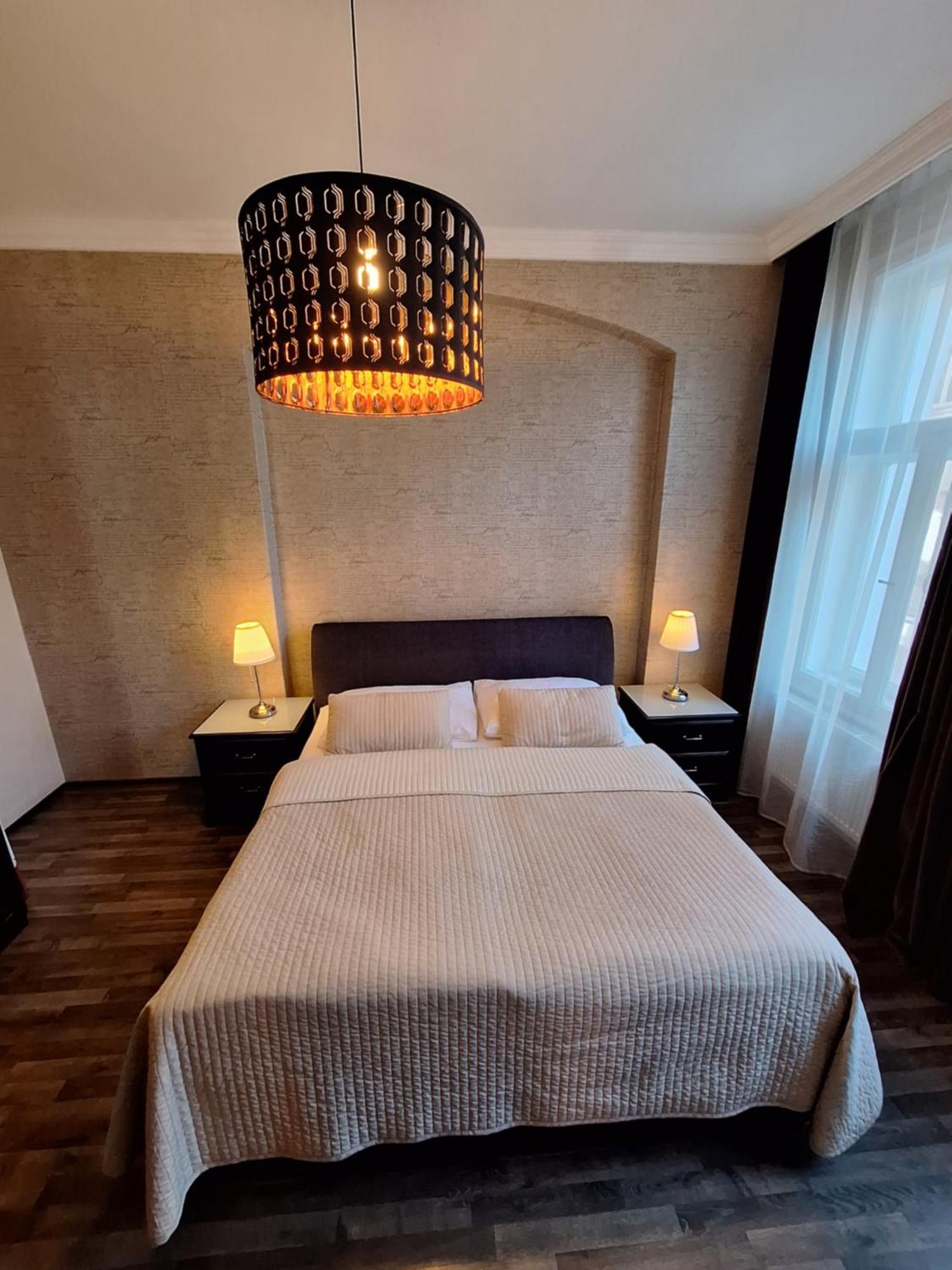 Residence Moravia Apartments การ์โลวีวารี ภายนอก รูปภาพ