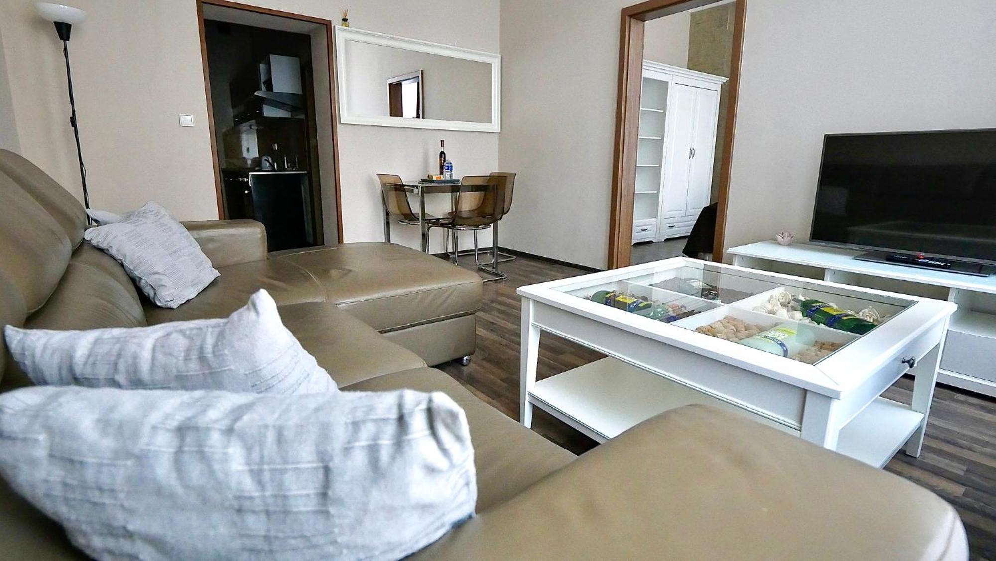 Residence Moravia Apartments การ์โลวีวารี ภายนอก รูปภาพ