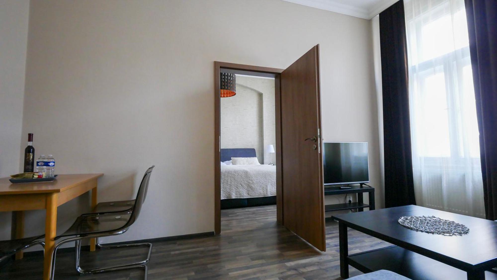 Residence Moravia Apartments การ์โลวีวารี ภายนอก รูปภาพ
